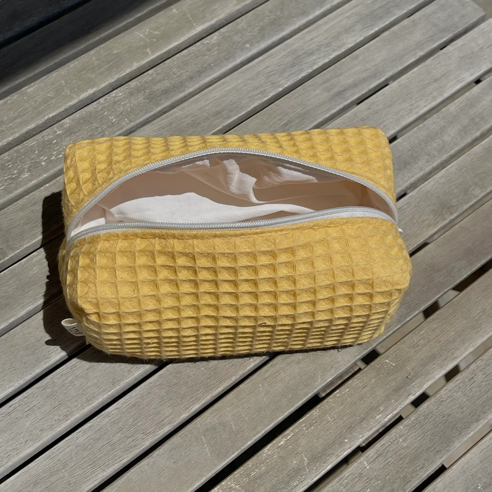 IMG_1281-scaled Κίτρινο pique αδιάβροχο makeup bag / small - Image 1